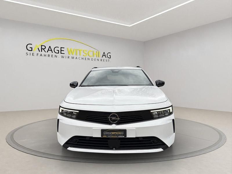 Neu Opel Astra 145 PS (106 kW) 2025 Weiss Kombi