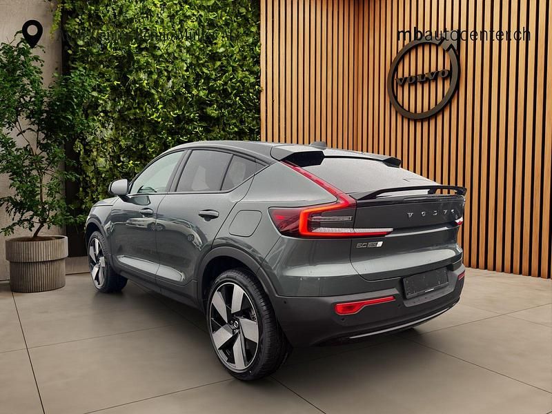 Neu Volvo EC40 Performance 325 kW (442 PS) 2026 SUV