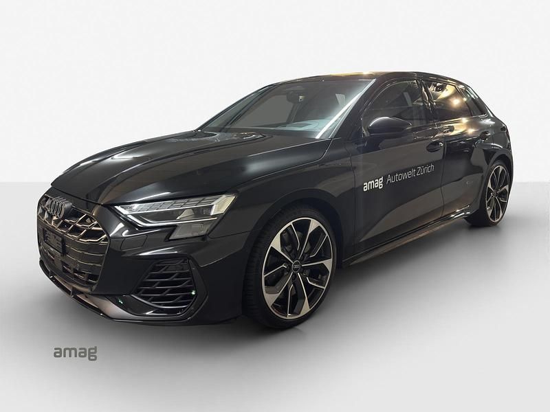 Mythosschwarz metallic Gebraucht 2025 Audi S3 Ambiente Limousine | CHF 64’900 - Bild 1/4