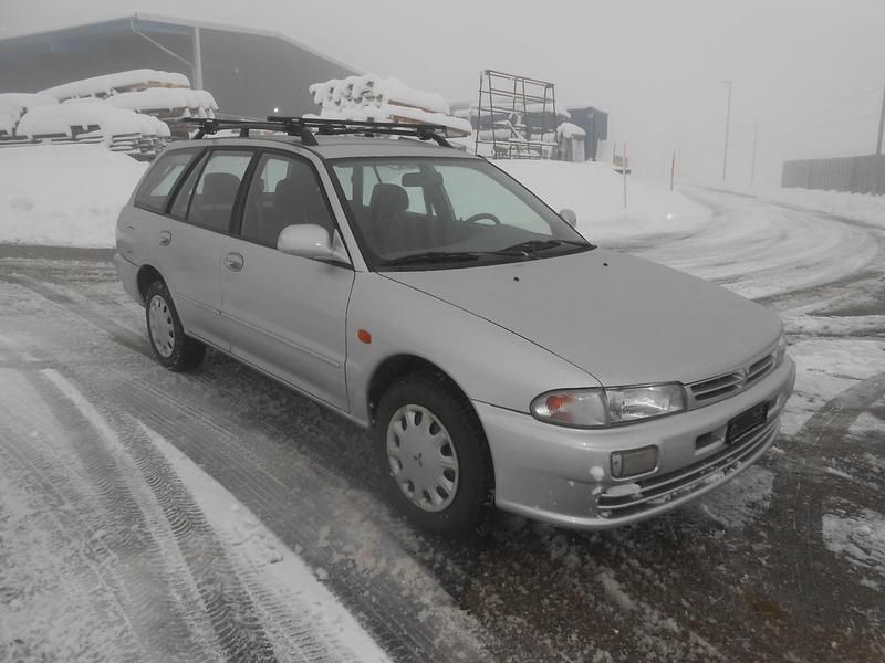 Gebraucht Mitsubishi Lancer 113 PS (83 kW) 2001 Kombi