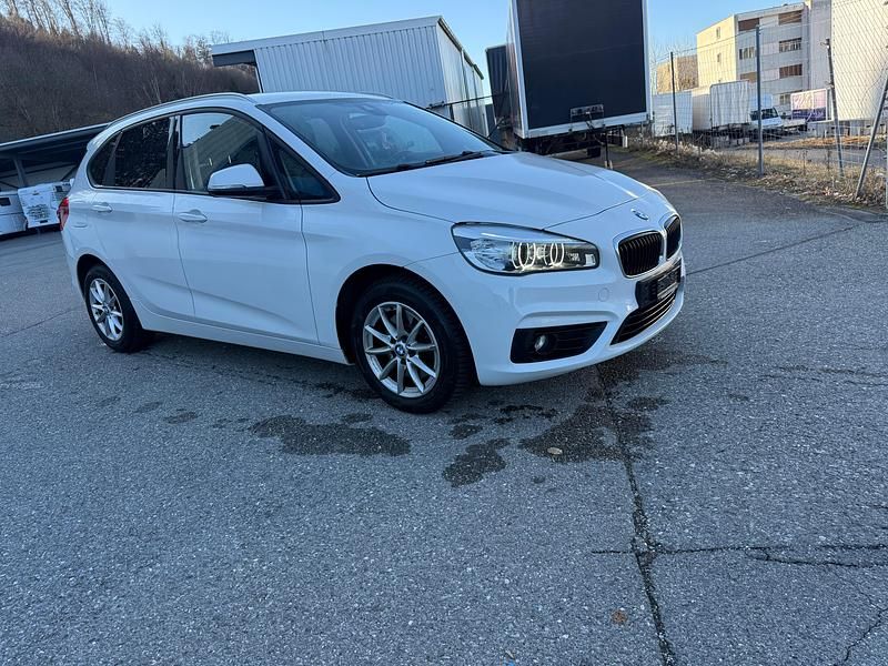 Gebraucht BMW 220 Active Tourer M Sport 190 PS (139 kW) 2015 Van / Kleinbus