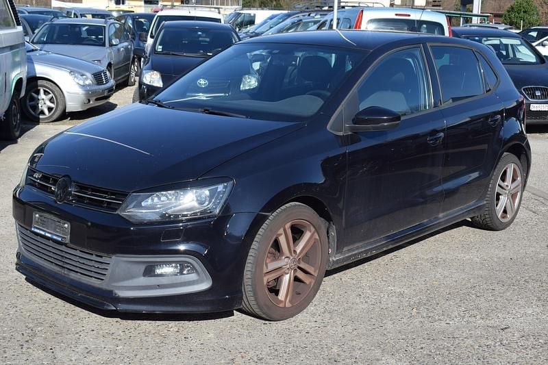 Gebraucht VW Polo Design 105 PS (77 kW) 2014