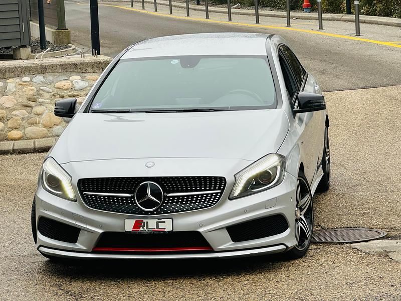 Gebraucht Mercedes A250 211 PS (155 kW) 2015