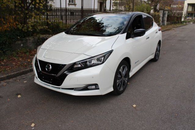 Weiss Gebraucht 2019 Nissan Leaf Tekna Kleinwagen | CHF 17’900 (Teuer) - Bild 1/4
