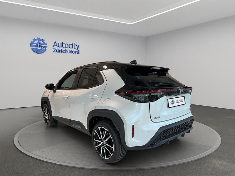 Gebraucht Toyota Yaris Cross Sport 131 PS (96 kW) 2024 Weiss SUV