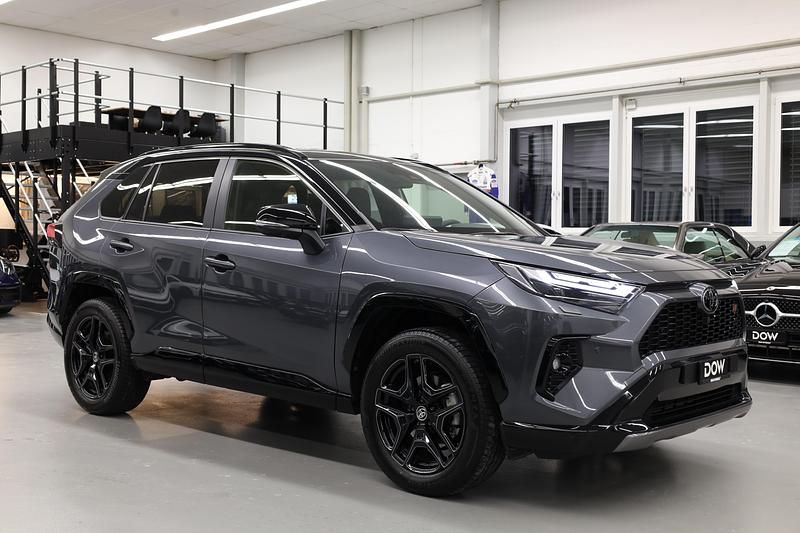 Gebraucht Toyota RAV4 Hybrid Sport 222 PS (163 kW) 2024 SUV