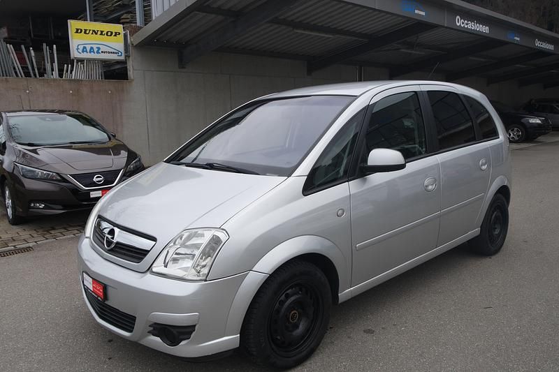 Gebraucht Opel Meriva Edition 105 PS (77 kW) 2010 Van / Kleinbus