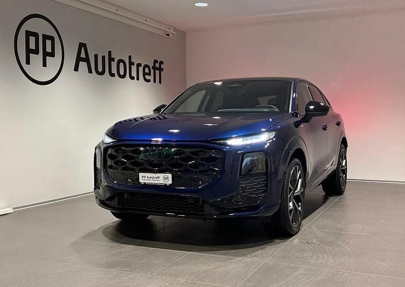 Blau Neu 2026 Audi Q3 Sportback Ambiente SUV | CHF 75’250 - Bild 1/4