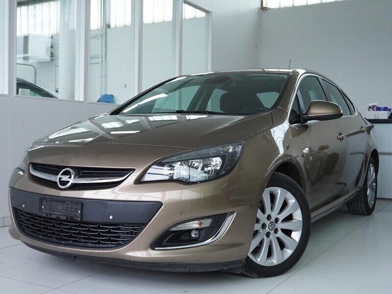 Gebraucht 2013 Opel Astra Cosmo | CHF 8’950 - Bild 1/4