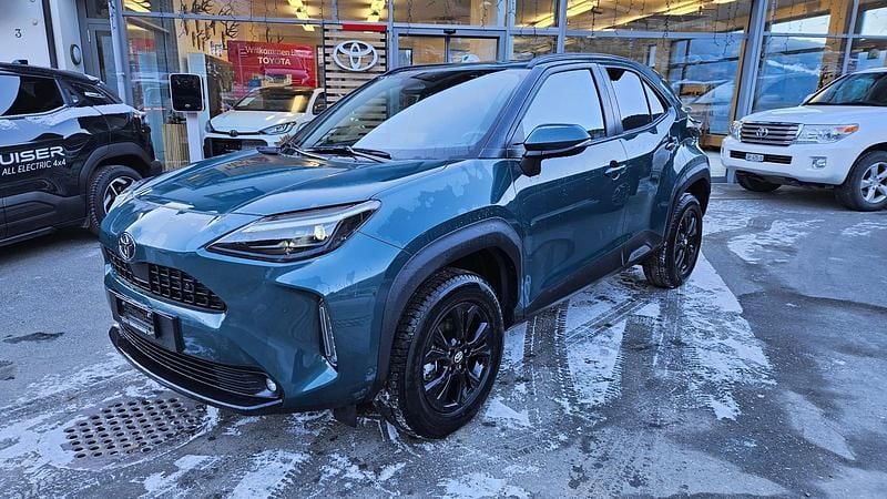 Gebraucht Toyota Yaris Cross Trend 131 PS (96 kW) 2025 Grün SUV