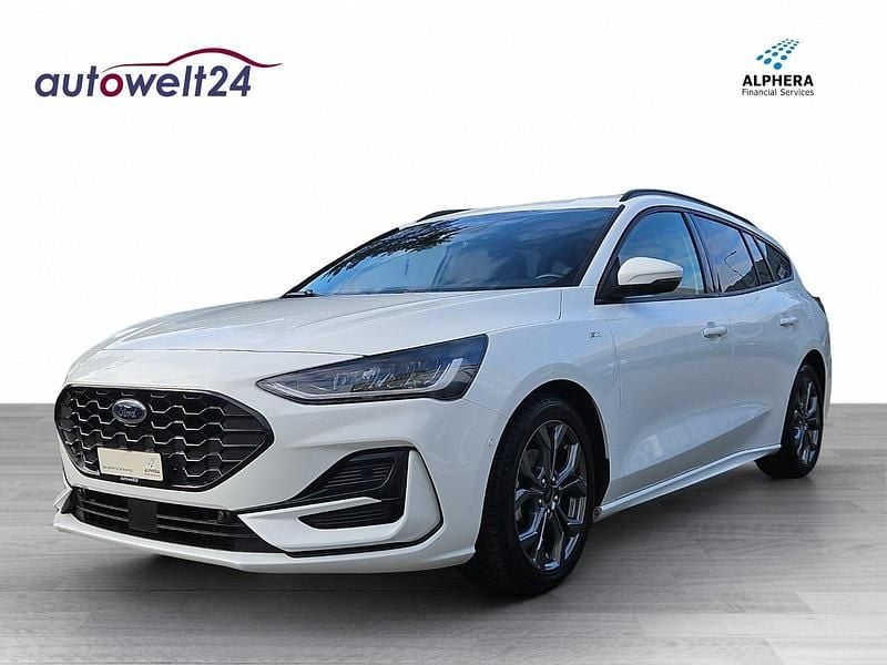 Weiss Gebraucht 2023 Ford Focus ST-Line Kombi | CHF 15’900 (Fairer Preis) - Bild 1/4