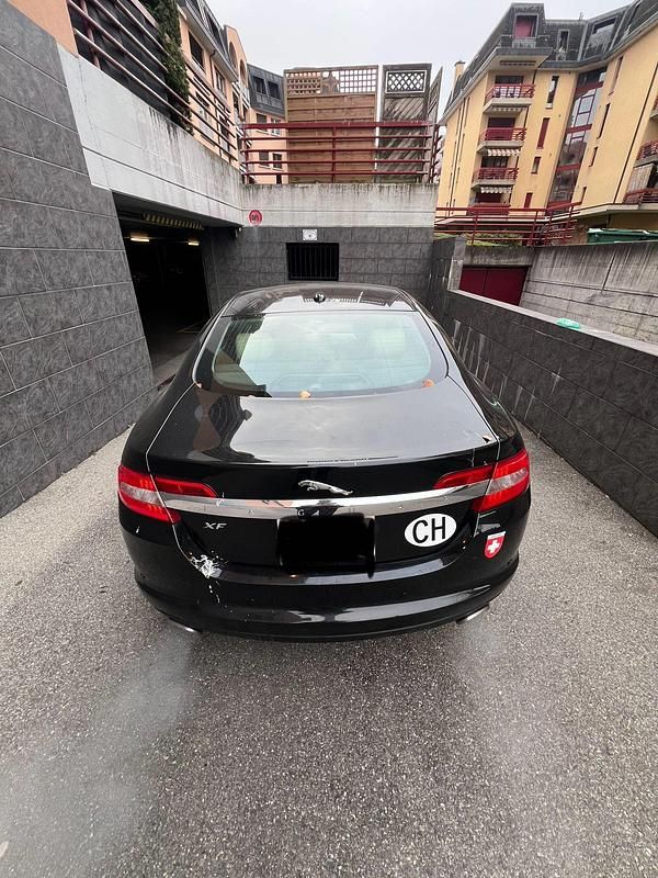 Gebraucht Jaguar XF Premium Luxury 207 PS (152 kW) 2009 Limousine