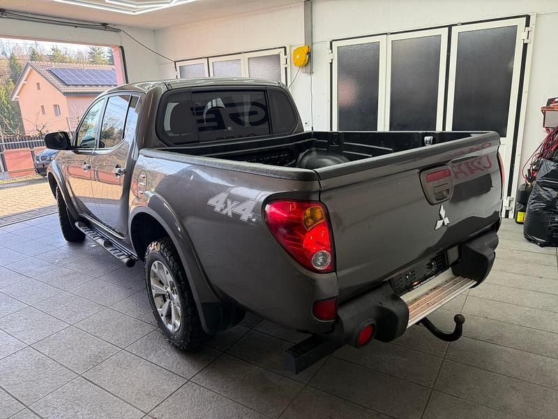 Gebraucht Mitsubishi L200 178 PS (130 kW) 2013 Abholung