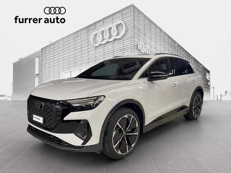 Weiss Neu 2025 Audi Q4 e-tron SUV | CHF 68’050 (Etwas zu teuer) - Bild 1/4