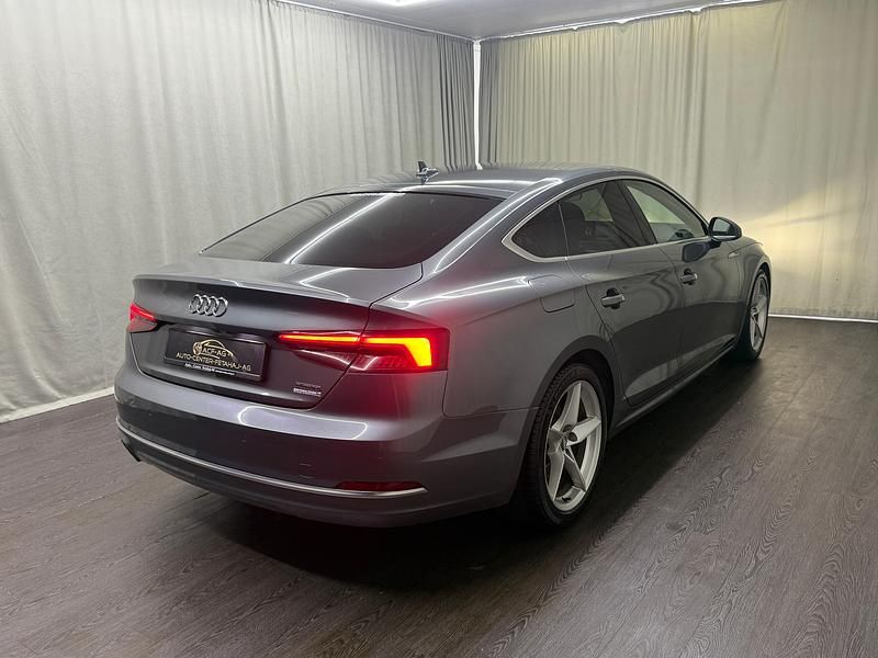 Gebraucht Audi Sport Quattro Sport 189 PS (139 kW) 2019 Grau Coupé