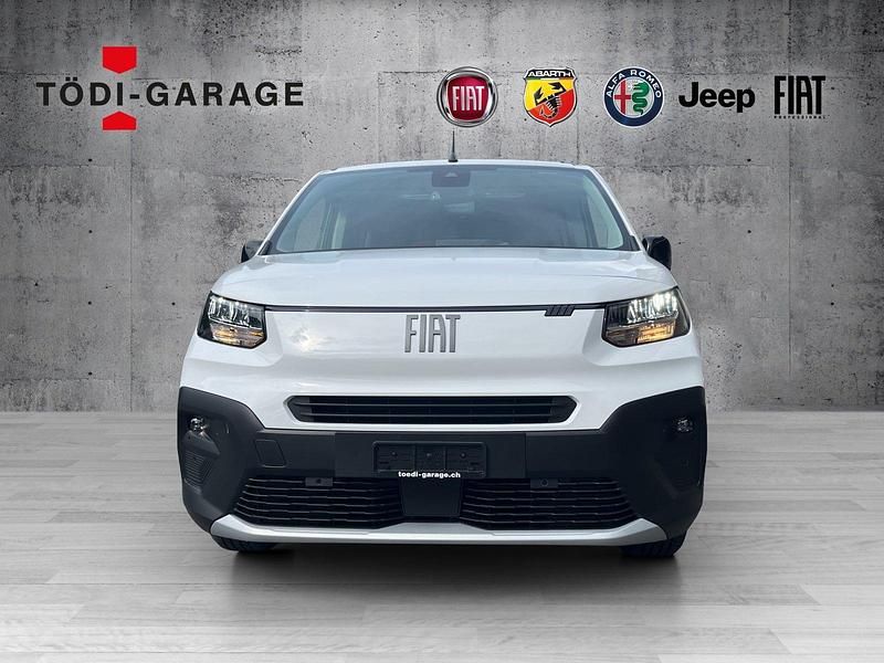 Neu Fiat e-Doblò 100 kW (136 PS) 2025 Van / Kleinbus