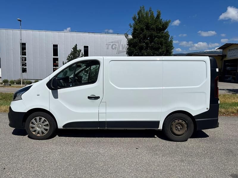 Gebraucht 2017 Renault Trafic Van / Kleinbus | CHF 6’990 (Teuer) - Bild 1/4
