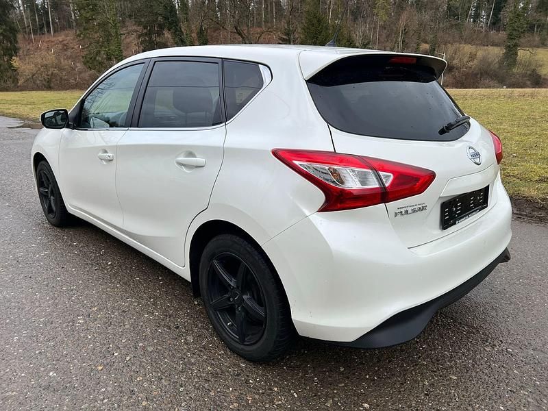 Gebraucht Nissan Pulsar Tekna 115 PS (84 kW) 2016 Kleinwagen
