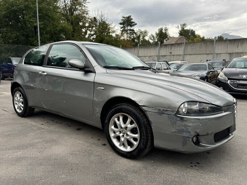 Gebraucht Alfa Romeo 147 Progression 105 PS (77 kW) 2005 Kleinwagen