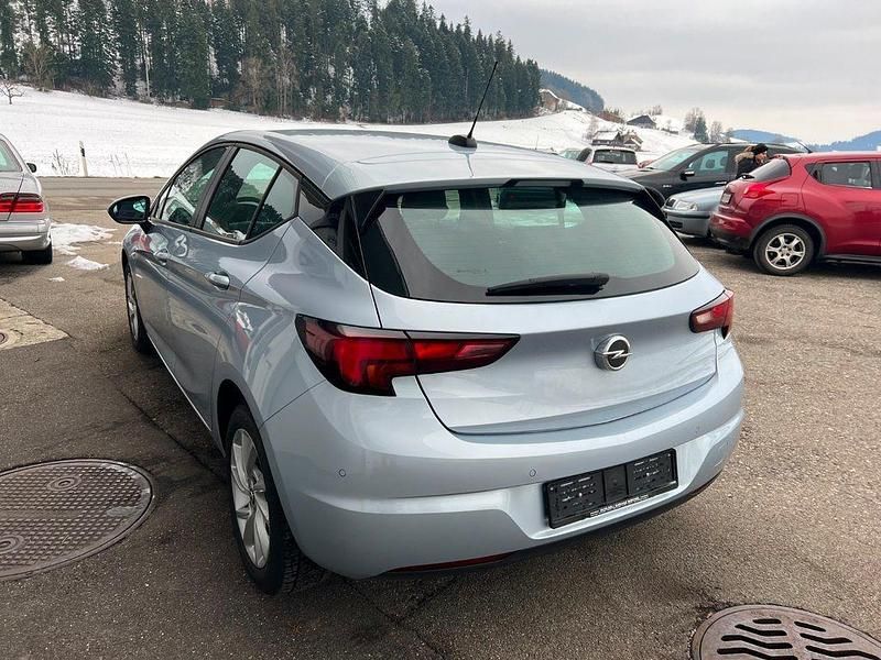 Gebraucht Opel Astra Edition 130 PS (95 kW) 2019 Limousine