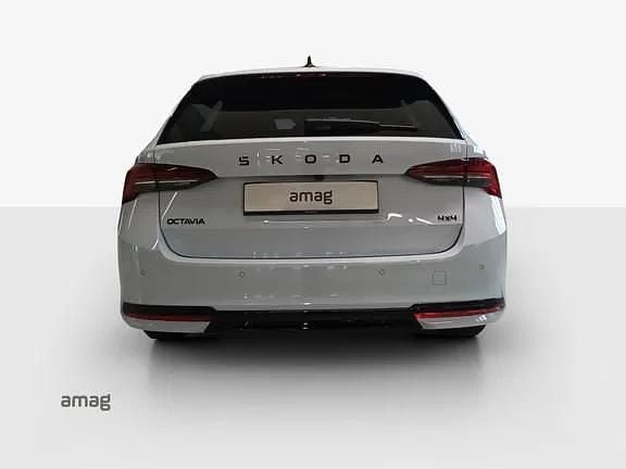 Gebraucht Skoda Octavia Dynamic 204 PS (150 kW) 2026 Moon weiss, metallic Kombi