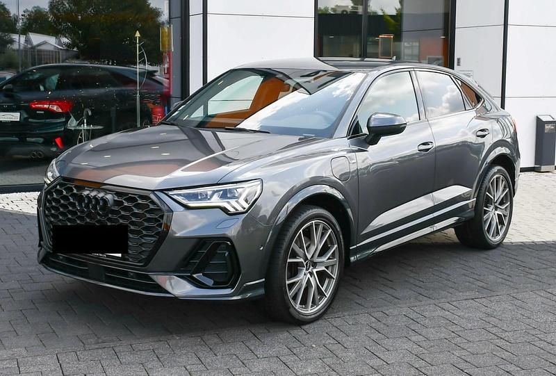 Gebraucht Audi Q3 Attraction 150 PS (110 kW) 2022 SUV