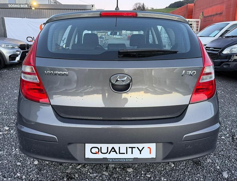 Gebraucht Hyundai i30 Style 126 PS (92 kW) 2008