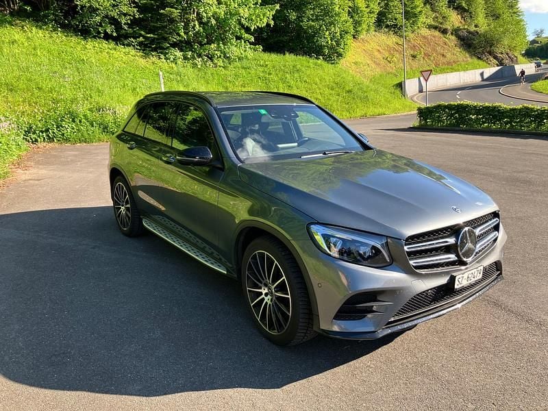 Gebraucht Mercedes GLC250 AMG line 204 PS (150 kW) 2019