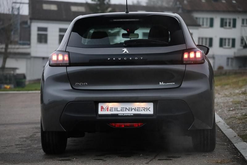 Gebraucht Peugeot 208 Active 101 PS (74 kW) 2020 Kleinwagen