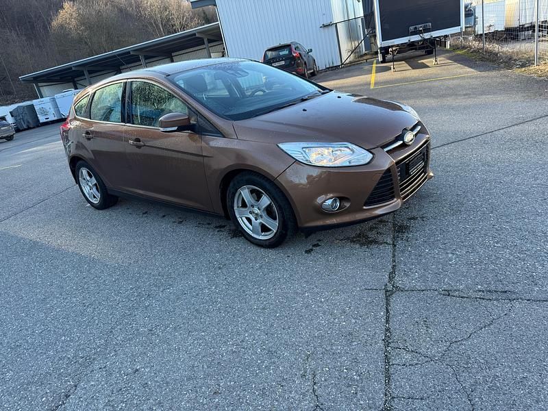 Gebraucht Ford Focus Trend 100 PS (73 kW) 2013