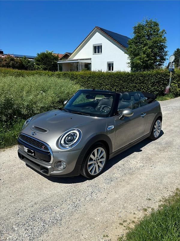Gebraucht 2017 Mini Cooper S Kleinwagen | CHF 20’900 (Etwas zu teuer) - Bild 1/4