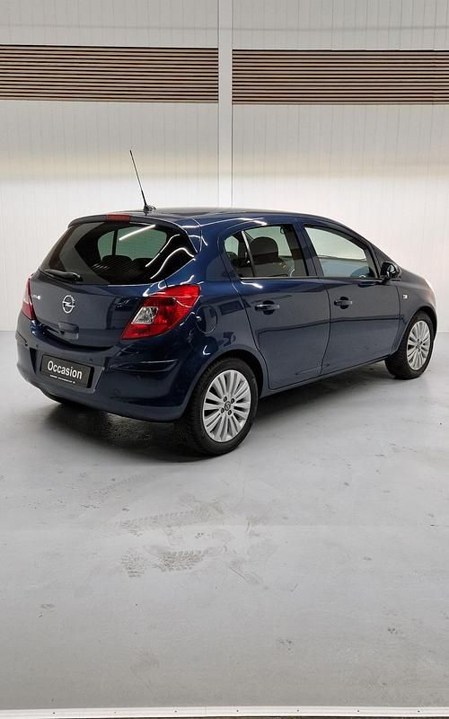 Gebraucht Opel Corsa Color Edition 100 PS (73 kW) 2011 Kleinwagen