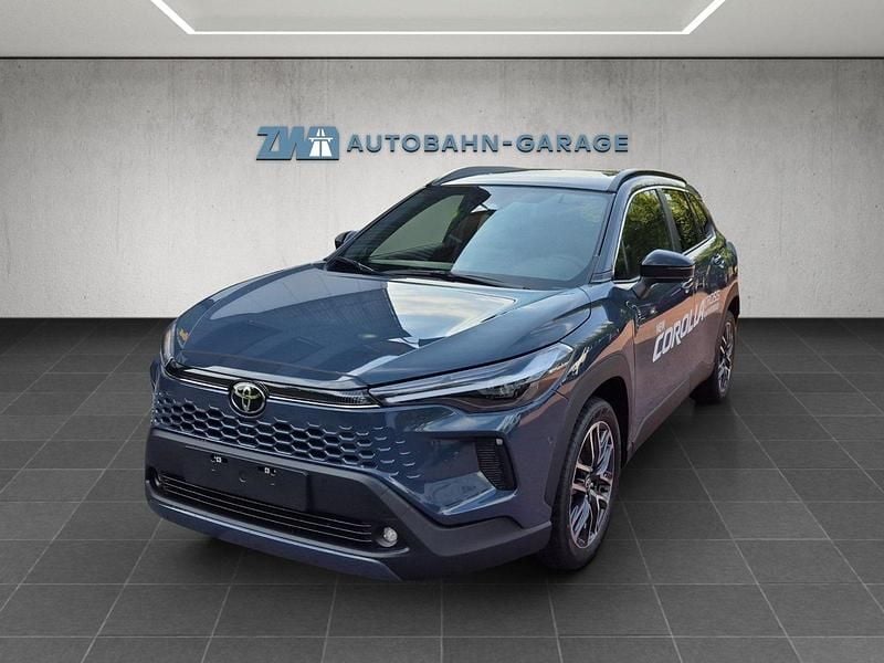Grau Gebraucht 2025 Toyota Corolla Cross Premium SUV | CHF 46’900 (Fairer Preis) - Bild 1/4