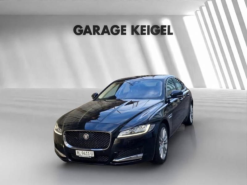 Gebraucht Jaguar XF Portfolio 180 PS (132 kW) 2016 Limousine