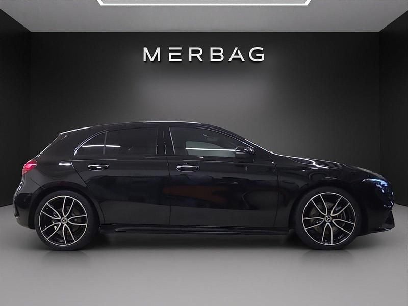 Neu Mercedes A220 190 PS (139 kW) 2026 Schwarz Limousine