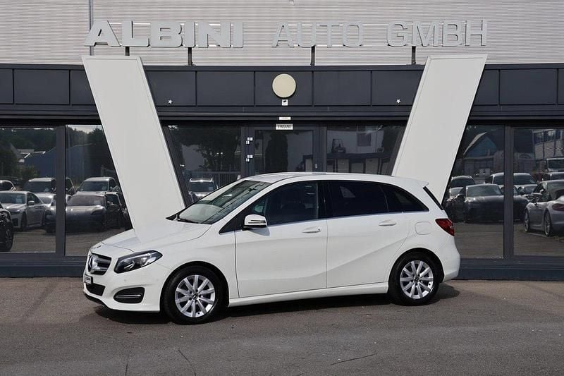 Gebraucht Mercedes B220 Style 184 PS (135 kW) 2018 Van / Kleinbus