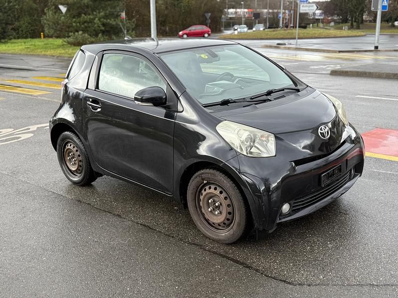 Gebraucht Toyota iQ Terra 68 PS (50 kW) 2010 Kleinwagen