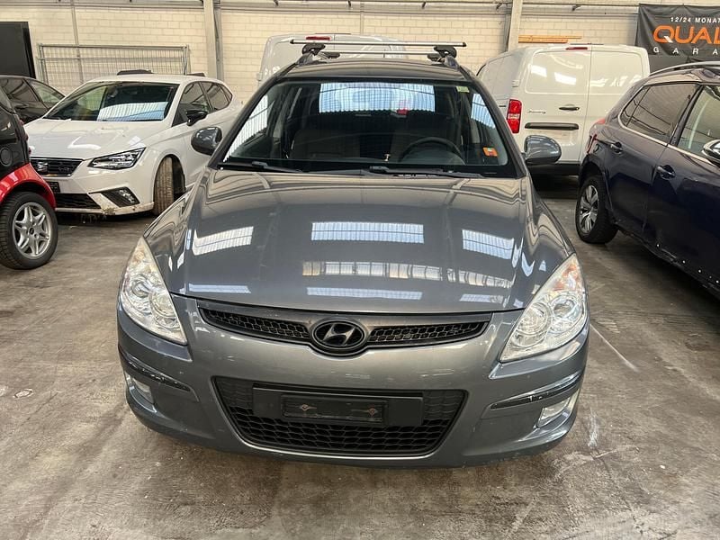 Gebraucht Hyundai i30 Style 116 PS (85 kW) 2010 Kombi