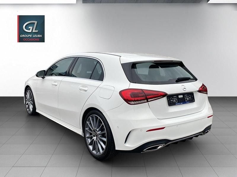 Gebraucht Mercedes A200 AMG line 163 PS (119 kW) 2022 Weiss Limousine