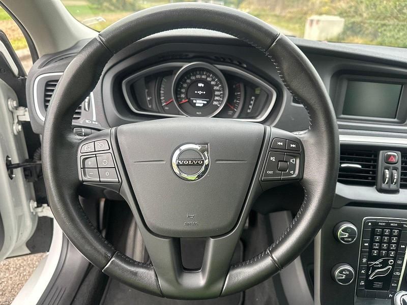 Gebraucht Volvo V40 Kinetic 120 PS (88 kW) 2017 Kombi
