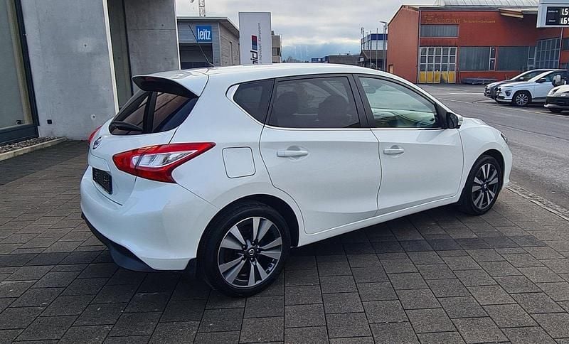Gebraucht Nissan Pulsar N-Connecta 115 PS (84 kW) 2018 Kleinwagen