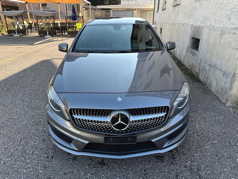 Gebraucht Mercedes A180 AMG line 122 PS (89 kW) 2014