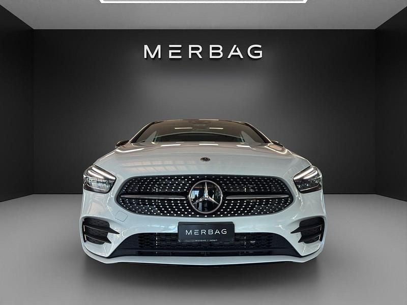Gebraucht Mercedes B250e AMG line 160 PS (117 kW) 2022 Weiss Van / Kleinbus