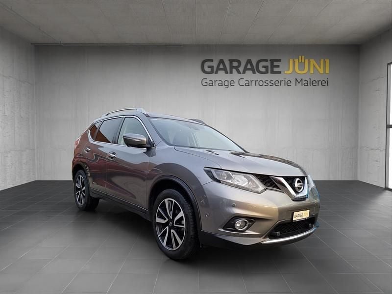 Grau Gebraucht 2016 Nissan X-Trail Tekna SUV | CHF 13’990 (Fairer Preis) - Bild 1/4