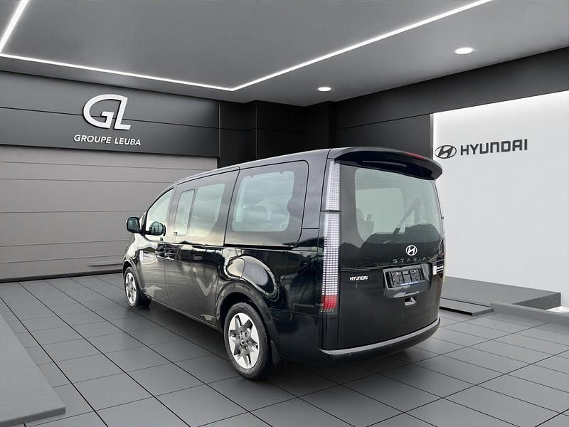 Gebraucht Hyundai Staria 215 PS (158 kW) 2024 Schwarz Van / Kleinbus