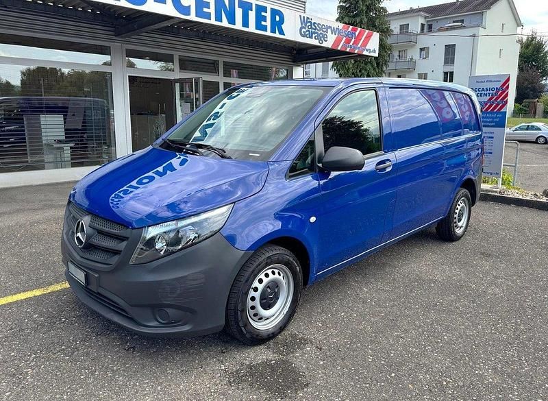 Gebraucht Mercedes Vito 163 PS (119 kW) 2022 Van