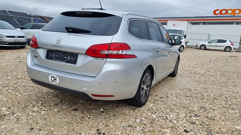 Gebraucht Peugeot 308 SW Active 131 PS (96 kW) 2014 Kombi