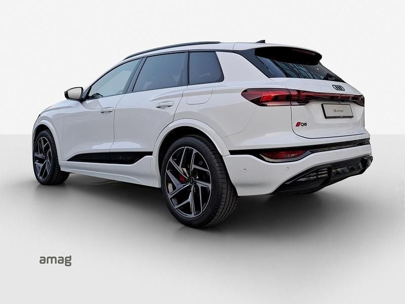 Gebraucht Audi Q6 e-tron Ambiente 285 kW (388 PS) 2025 Gletscherweiss metallic SUV