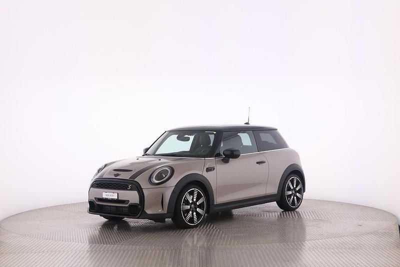Grau Gebraucht 2021 Mini Cooper S Kleinwagen | CHF 23’900 (Fairer Preis) - Bild 1/4