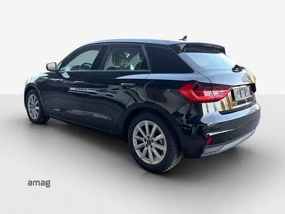 Neu Audi A1 Sportback Attraction 115 PS (84 kW) 2026 Mythosschwarz metallicmythosschwarz metallic Kleinwagen